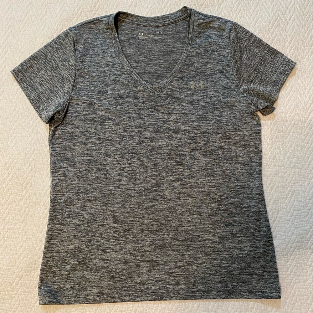 Under Armour Women's Gray V-Neck Top